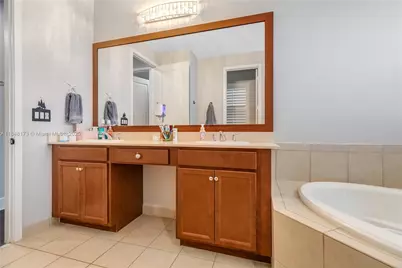 3345 W 95th Ter, Hialeah, FL 33018 - Photo 35