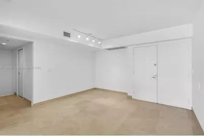 6301 Collins Ave #1903, Miami Beach, FL 33141 - Photo 13