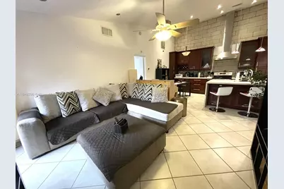 2754 N Nob Hill Rd, Sunrise, FL 33322 - Photo 9