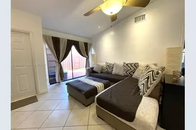 2754 N Nob Hill Rd, Sunrise, FL 33322 - Photo 7