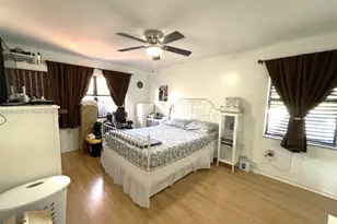 2754 N Nob Hill Rd, Sunrise, FL 33322 - Photo 11