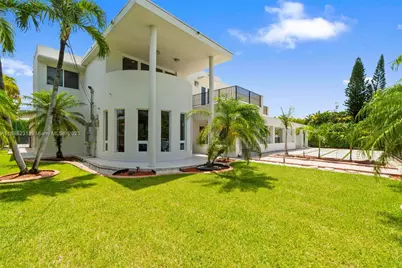 5045 SW 67th Ave, South Miami, FL 33155 - Photo 1