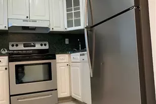 1325 W 68th St, Hialeah, FL 33014 - Photo 7