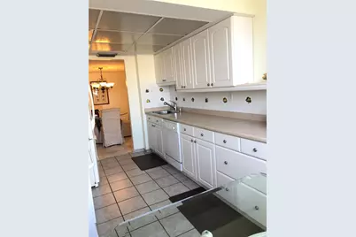 100 Golden Isles Dr #706, Hallandale Beach, FL 33009 - Photo 21