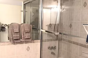 100 Golden Isles Dr, Hallandale Beach, FL 33009 - Photo 23