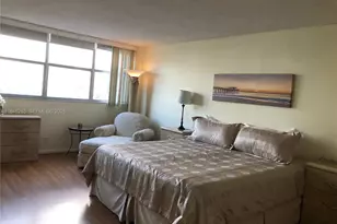 100 Golden Isles Dr, Hallandale Beach, FL 33009 - Photo 29