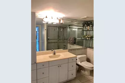 100 Golden Isles Dr #706, Hallandale Beach, FL 33009 - Photo 31