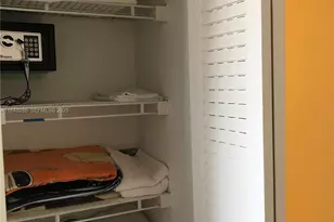 100 Golden Isles Dr, Hallandale Beach, FL 33009 - Photo 33