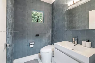 5978 Alton Rd #., Miami Beach, FL 33140 - Photo 17