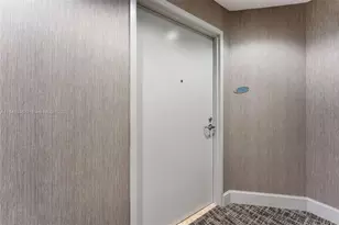 18201 Collins Ave, Sunny Isles Beach, FL 33160 - Photo 29