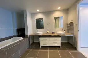 475 Brickell Ave, Miami, FL 33131 - Photo 25