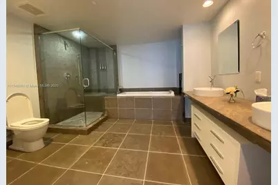 475 Brickell Ave #4409, Miami, FL 33131 - Photo 23