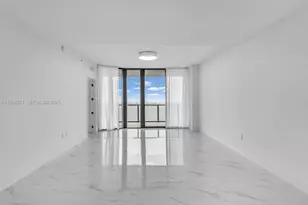700 NE 24th St, Miami, FL 33137 - Photo 11