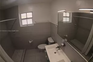 8945 NW 114th St, Hialeah Gardens, FL 33018 - Photo 19