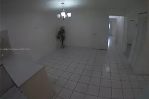 8945 NW 114th St, Hialeah Gardens, FL 33018 - Photo 11