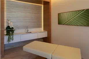 16385 Biscayne Blvd, North Miami Beach, FL 33160 - Photo 43