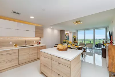 16385 Biscayne Blvd #1503 +2Parking, North Miami Beach, FL 33160 - Photo 1