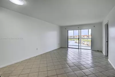 8880 Sunrise Lakes Blvd #310, Sunrise, FL 33322 - Photo 13