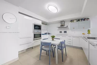 150 Sunny Isles Blvd #TH301, Sunny Isles Beach, FL 33160 - Photo 7