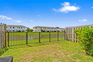 12625 NW 23rd Pl, Miami, FL 33167 - Photo 17