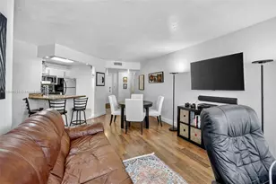 2750 NE 183rd St, Aventura, FL 33160 - Photo 13