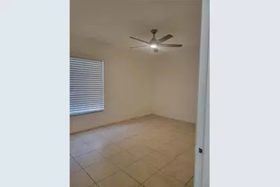 17500 NW 68th Ave #D3010, Hialeah, FL 33015 - Photo 5