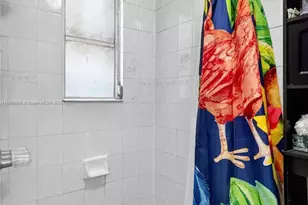 3581 W 2nd Ave, Hialeah, FL 33012 - Photo 21