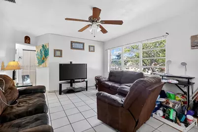 3581 W 2nd Ave, Hialeah, FL 33012 - Photo 3