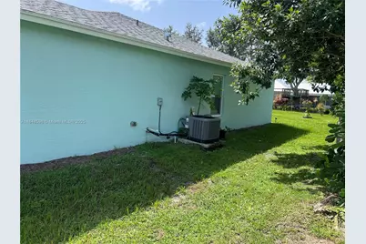 172 SW Langfield Ave #0, Port Saint Lucie, FL 34984 - Photo 25