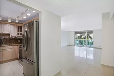 3800 S Ocean Dr #414, Hollywood, FL 33019 - Photo 3