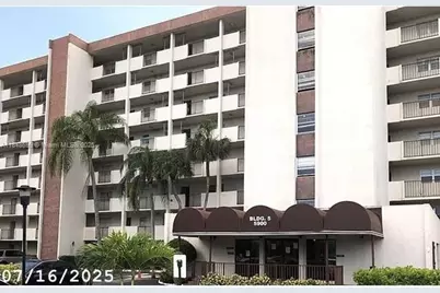 5900 NW 44th St #701, Lauderhill, FL 33319 - Photo 1