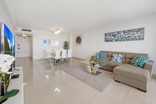 5601 Collins Ave, Miami Beach, FL 33140 - Photo 11