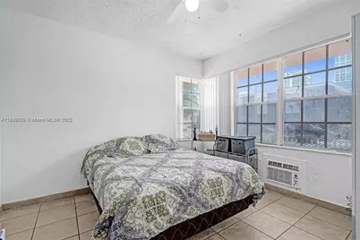 6860 Abbott Ave #4, Miami Beach, FL 33141 - Photo 3