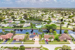 7921 NW 90th Ave, Tamarac, FL 33321 - Photo 3