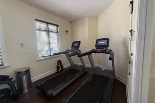3330 NE 190th St, Aventura, FL 33180 - Photo 35