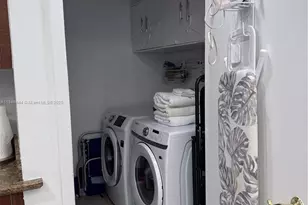 3330 NE 190th St, Aventura, FL 33180 - Photo 13