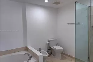 3330 NE 190th St, Aventura, FL 33180 - Photo 19