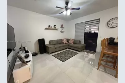 11290 NW 88th Ter, Doral, FL 33178 - Photo 5