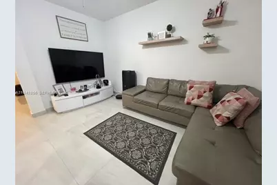 11290 NW 88th Ter, Doral, FL 33178 - Photo 3