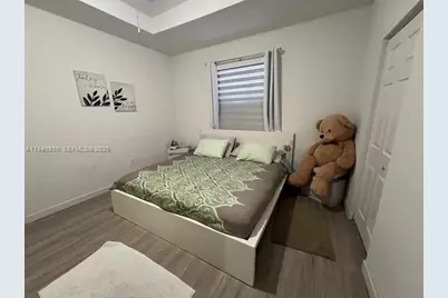 11290 NW 88th Ter, Doral, FL 33178 - Photo 9