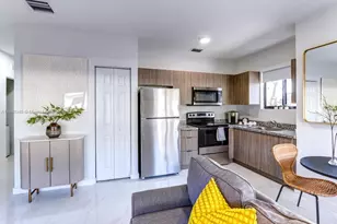 339 W 78th Rd, Hialeah, FL 33014 - Photo 5