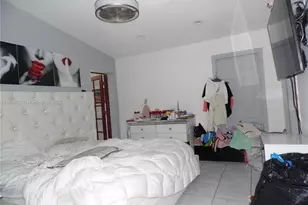 1695 W 6th Ave, Hialeah, FL 33010 - Photo 7