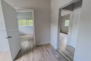 535 NE 133rd St, North Miami, FL 33161 - Photo 5