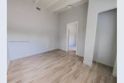 535 NE 133rd St #535, North Miami, FL 33161 - Photo 7