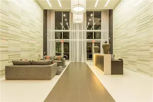 117 SW 10th St, Miami, FL 33130 - Photo 7