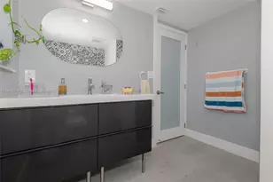 1631 NE 114th St, Miami, FL 33181 - Photo 21