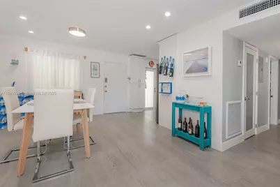 1631 NE 114th St #112, Miami, FL 33181 - Photo 3