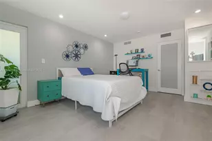 1631 NE 114th St, Miami, FL 33181 - Photo 17