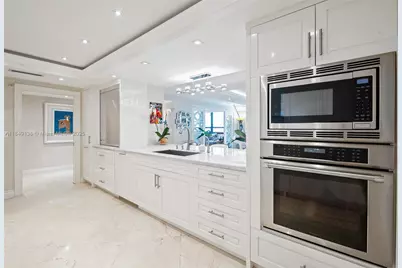 10205 Collins Ave #404, Bal Harbour, FL 33154 - Photo 17