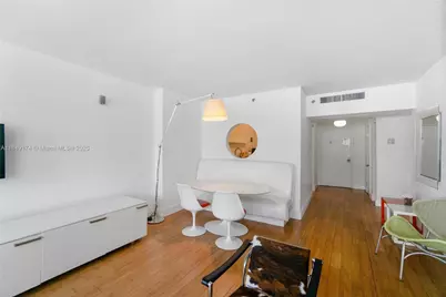 100 Lincoln Rd #923, Miami Beach, FL 33139 - Photo 3